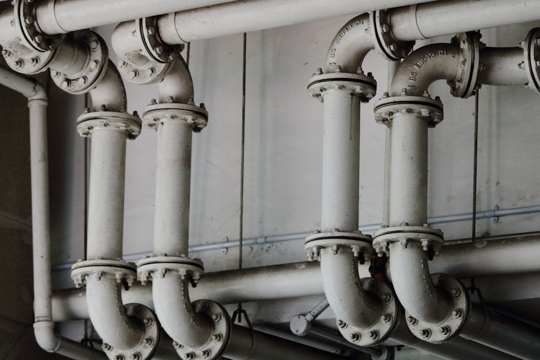 Industrial pipework and flanged fittings