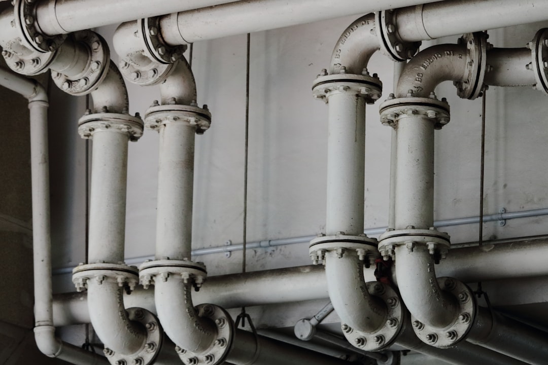 Industrial pipework and flanged fittings